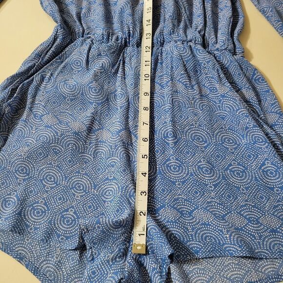 H&M Blue Geometric Print Bell Sleeve V-Neck Romper - Picture 7 of 15